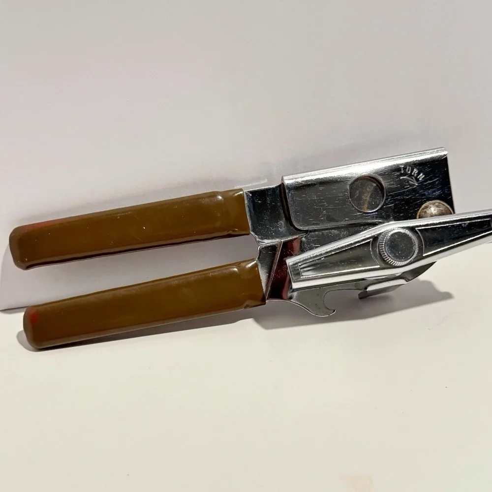Vintage Swing-A-Way Manual Can &‎ Bottle Opener Brown Handles USA
